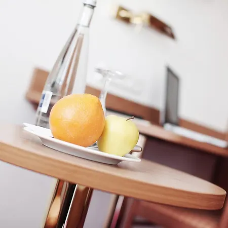 Hotel Hirsch 3*